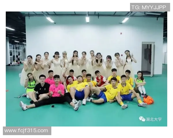 成都足球队荣登足球配合排行榜第一名展现团队实力与默契